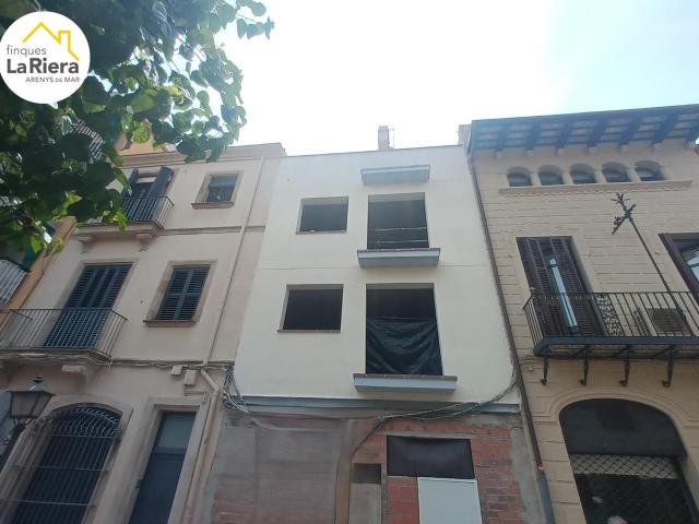 PLANTA BAJA REFORMADA EN ARENYS DE MAR