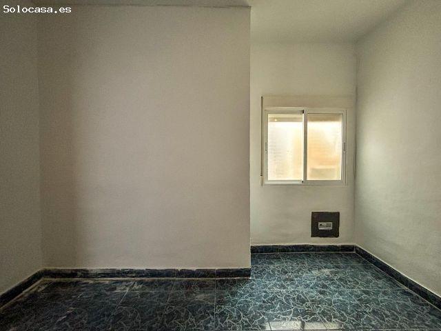 PLANTA BAJA SIN COCINA NI BAÑO