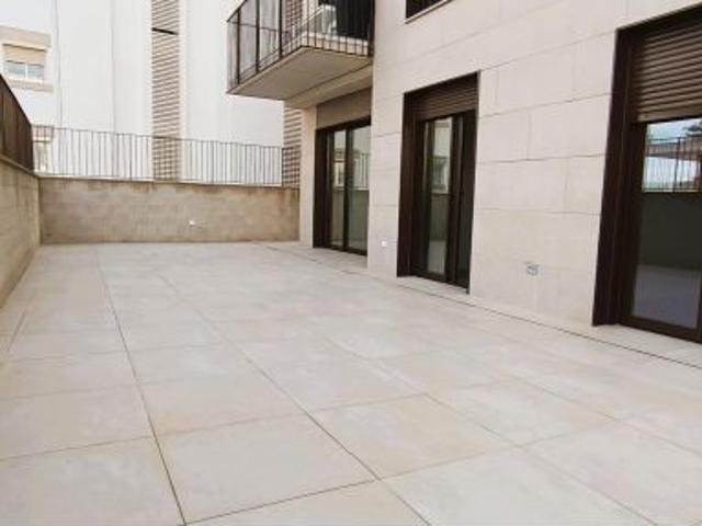 ? PLANTAS BAJAS DE OBRA NUEVA EN ALQUILER – SON DAMETO CON PISCINA Y GRANDES TERRAZAS