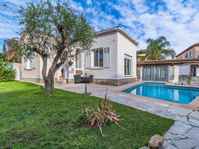 Plascassier, 3 pièces avec véranda & balcon 64m² Grasse