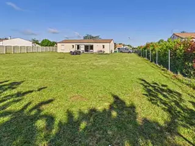Plassac 17240 Achat / Vente maison 5 pièces t5 au dernier étage terrasse