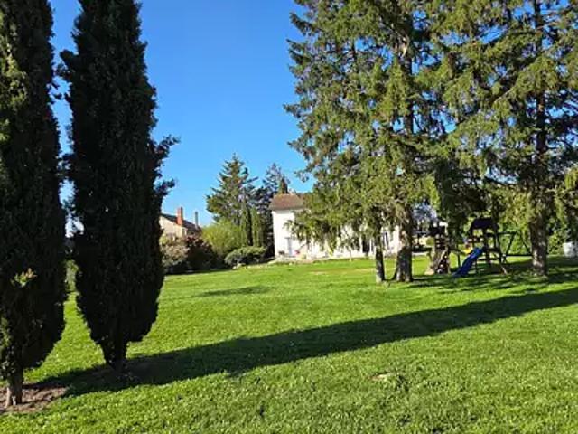 Pleumartin 86450 Achat / Vente maison 8 pièces t8