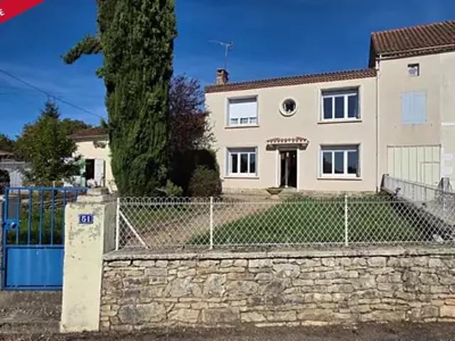 Pleuville 16490 Achat / Vente maison 5 pièces t5