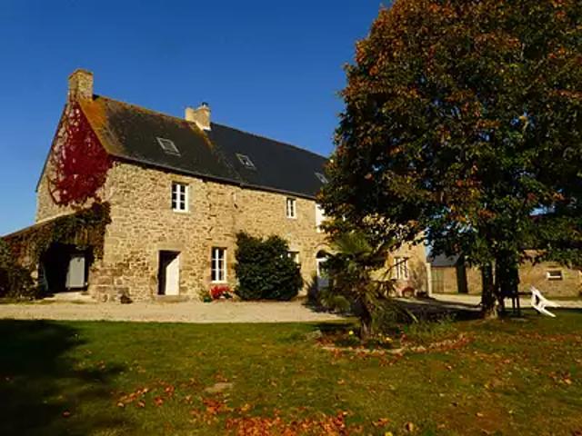 Pléven 22130 Achat / Vente maison 12 pièces t12 au dernier étage