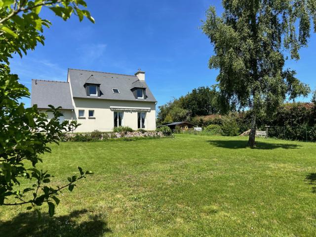 PLEVENON DANS UN HAMEAU AU CALME A PROXIMITE DE LA PLAGE DE