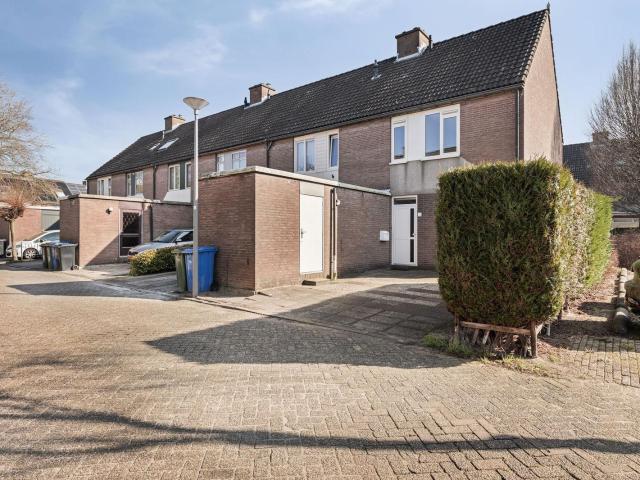 Plevier, 24, 3191GA, Hoogvliet Rotterdam, Zuid Holland 3191GA