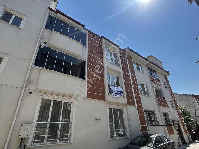 Plevne Mahallesinde Kiralık 2+1 Arakat Daire