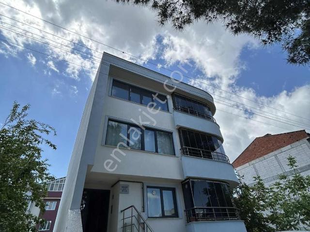 Plevne Mahallesinde Kiralık Sıfır 3+1 Daire