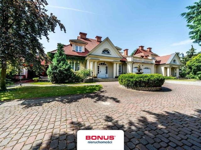 Plewiska, 751,90 m2