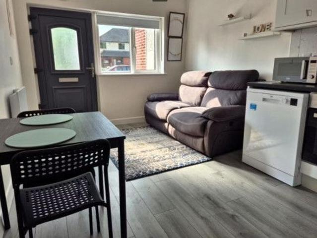 Pleasant 2 bedroom apartment near Dublin City University