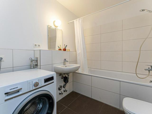 Pleasant bedroom near Schöneweide train station