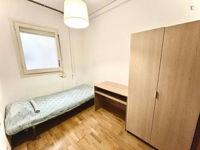 Pleasant single bedroom in Fort Pienc