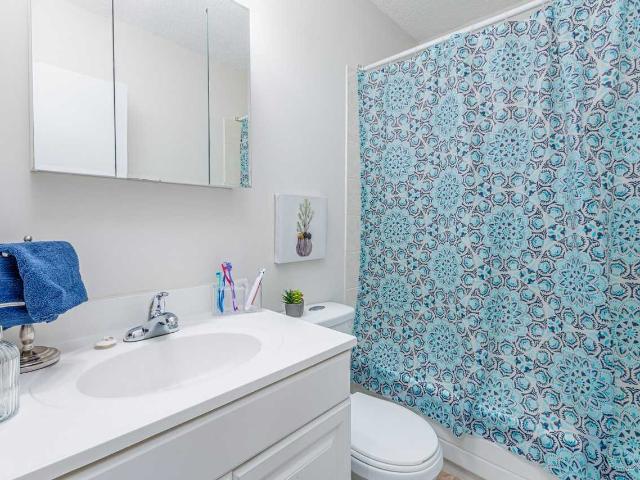 Pleasantview Townhomes 3 Bedroom Apartment for Rent at 4905 107 St Nw, Edmonton, AB T6H 2W8 Empire Park