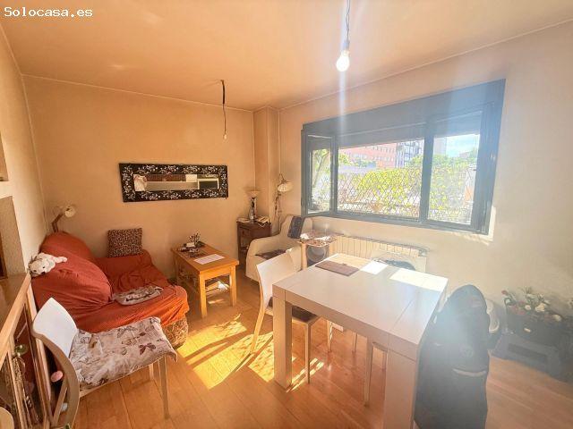 PLENO DOMINIO CON ALQUILER POR PERIODO MAXIMO DE 11 MESES.· Piso exterior de 85 m2 con garaje, tras