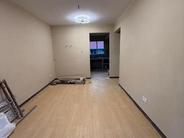 Plentong Utama Low Cost FlatJalan Bunga TerataiMasaiHigh Floor