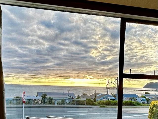 plimmerton, 2 bedrooms