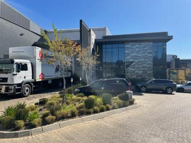 plumb court: retail, showroom space.