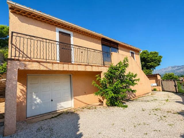 Plusieurs espaces annexes