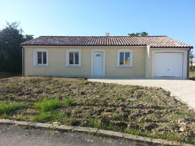 PP T4 avec garage et jardinet accès rocade et centre ville très pratique