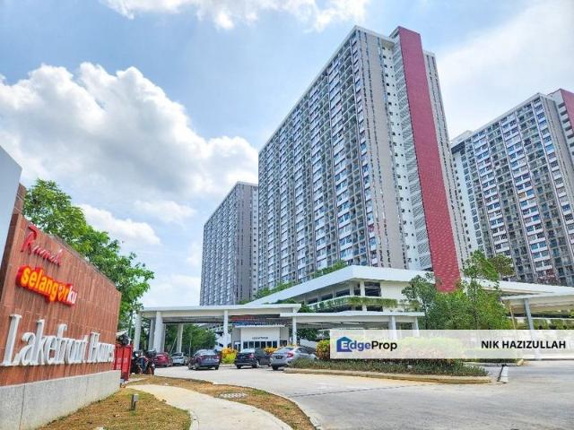 PR1MA Lakefront Homes