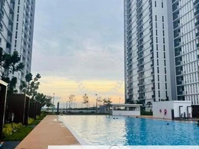 PR1MA Lakefront Homes