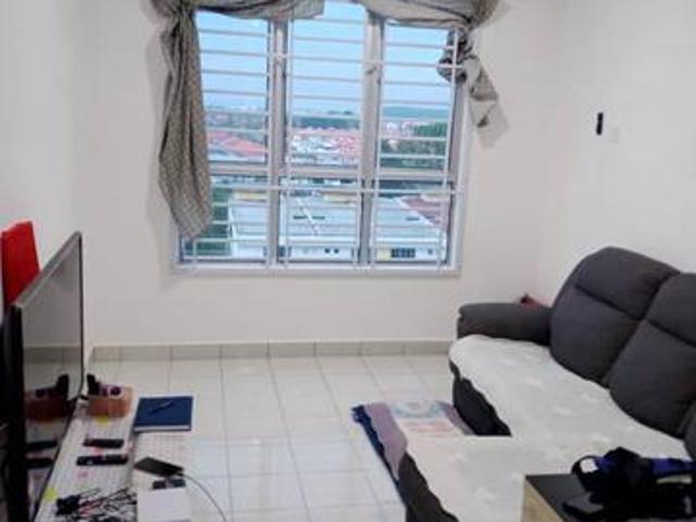 Pr1ma Residencw taman pelangi indah partial furnisfed 3 room for rent