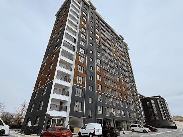 PROTOKOL YOLUNDA HAVALİMANI 900 METRE OTURUMA HAZIR İSKANLI 1+1