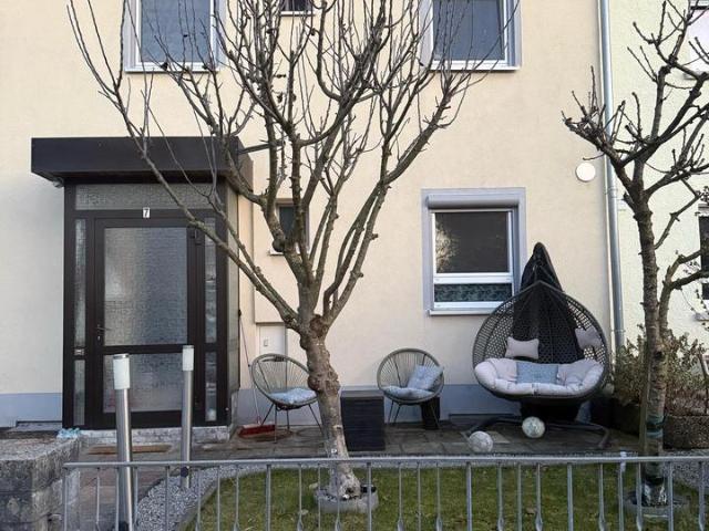Prov.frei Reihenhaus 5,5 Zi. 120qm +3Zi. 40qm Einliegerw