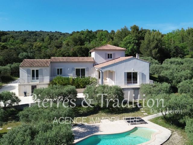Provence, Luberon, magnifique propriété contemporaine avec v. 210m² Lioux