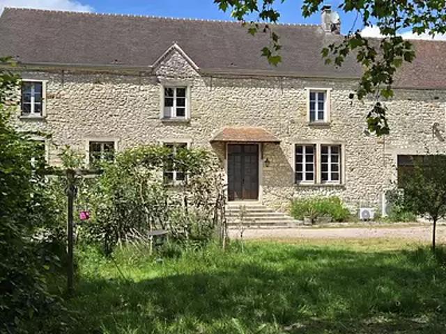 Provins 77160 Achat / Vente maison 8 pièces t8 au dernier étage cave