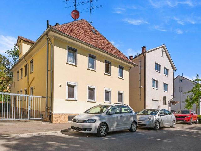 PROVISIONFREI Mitten im Leben und doch im Grünen: 2 Zimmer Wohnung mit Gartenanteil
