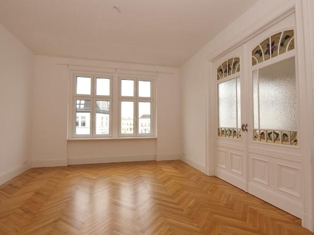 Provisionsfrei: 4 Zimmer Wohnung mit Stil nahe Preußenpark *Aufzug