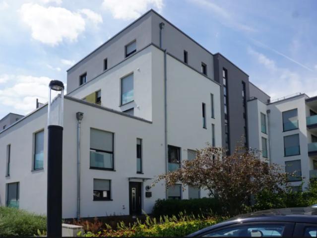 Provisionsfrei! 5 Zi. Haus in Haus Objekt EG/1.OG in neubauähnlichem Zustand!