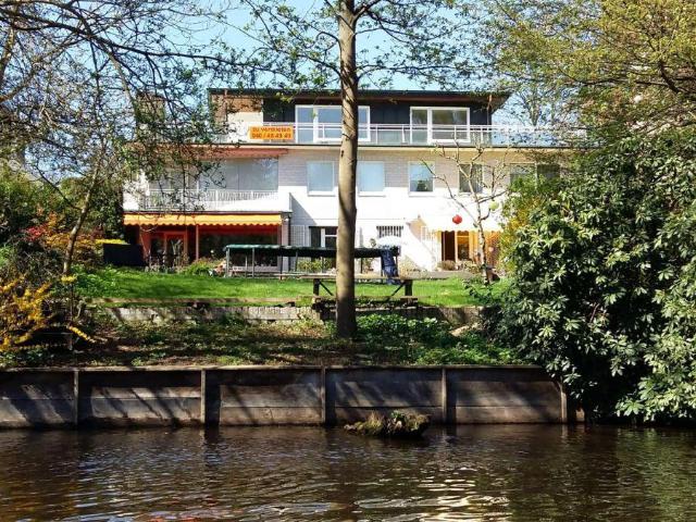 Provisionsfrei* 5 Zimmer Wohnung in Wasserlage am Alsterlauf – Balkon, TG, 124 m², Alsterdorf