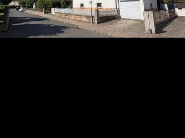 Provisionsfrei 1 bis Zweifamilienhaus plus Laden in Felsberg