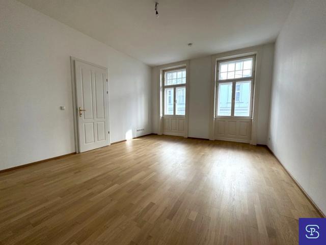 Provisionsfrei: Unbefristeter 98m² Altbau mit 11m² Süd Loggia und Einbauküche 1070 Wien!