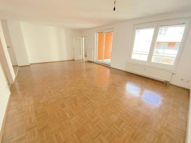 PROVISIONSFREI VOM EIGENTÜMER! 3 ZIMMER WOHNUNG MIT LOGGIA IN DER FORSTHAUSGASSE!