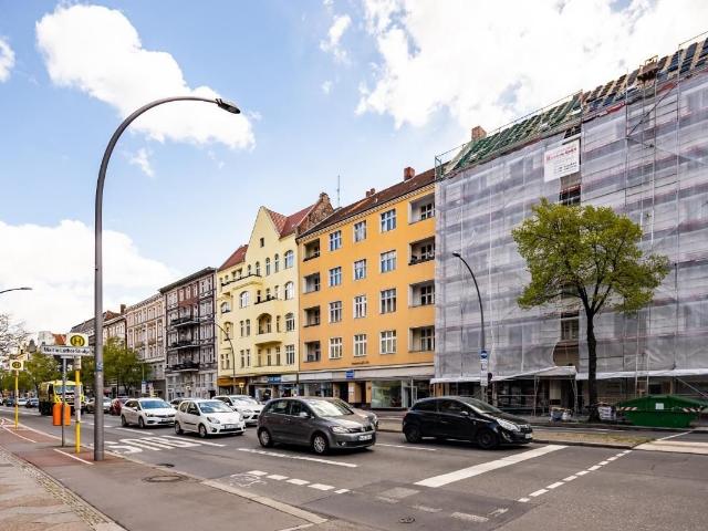PROVISIONSFREI: Bezugsfrei, eigene Terrasse und das direkt am Innsbrucker Platz gesucht? Haben wir!