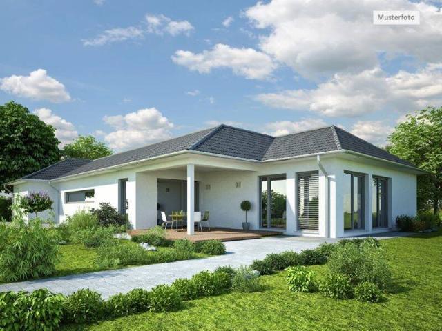 Provisionsfrei + Chance nutzen! Einfamilienhaus in 65618 Selters