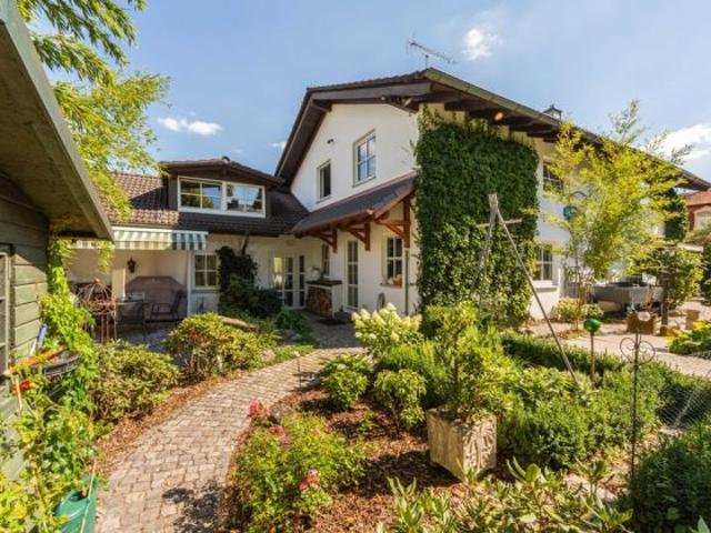Provisionsfrei EFH in Gauting in 2. Reihe mit Garten und Terrasse