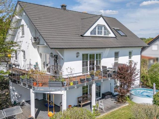 PROVISIONSFREI* Einfamilienhaus mit Einliegerwohnung, unverbaubare Ortsrandlage in Tiefenbach