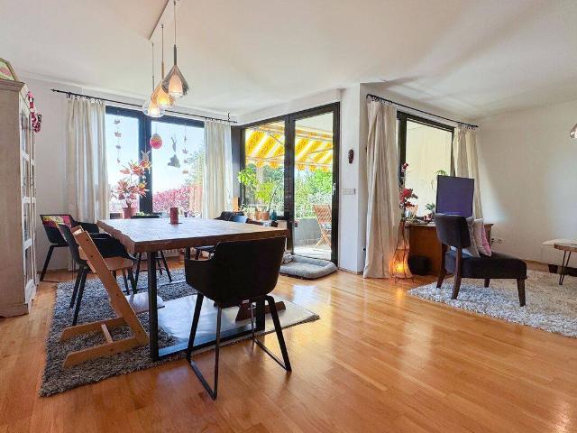 Provisionsfrei: Einfamilienhaus mit wunderschönem Garten in Bad Soden Neuenhain!