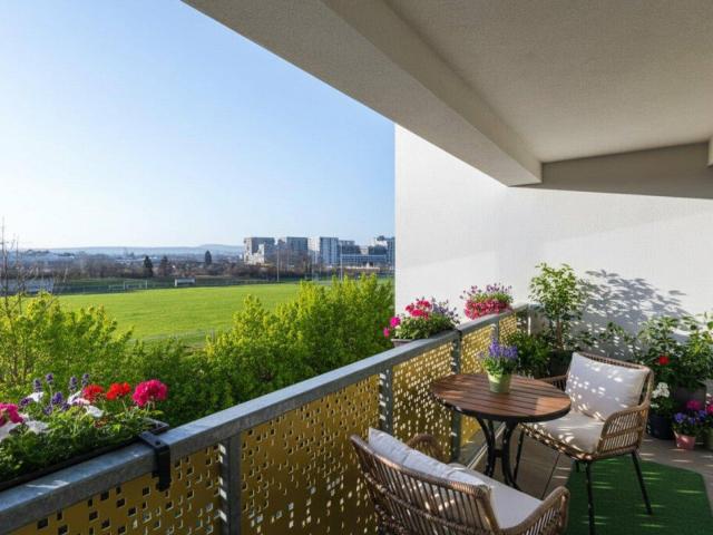 PROVISIONSFREI ERSTBEZUG Bezugsfertige, sonnige 3 Zimmer Eigentumswohnung mit Loggia und Küche