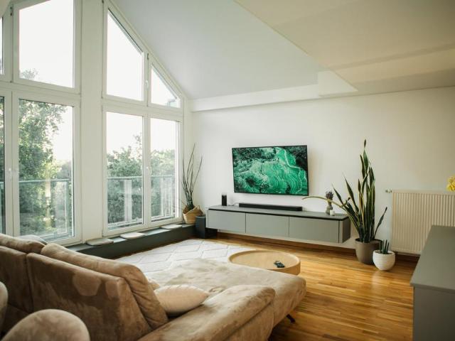 Provisionsfrei! Exklusive Penthouse Wohnung mit Rheinblick!