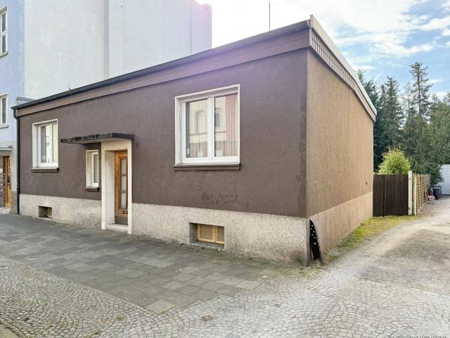 Provisionsfrei für Käufer: EFH mit Garage und guter Infrastruktur für Handwerker in Hamm Westen