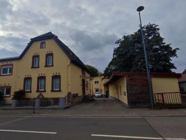 Provisionsfrei* Gepflegtes Mehrfamilienhaus – 8 Wohneinheiten zwischen Bad Bergzabern und Landau
