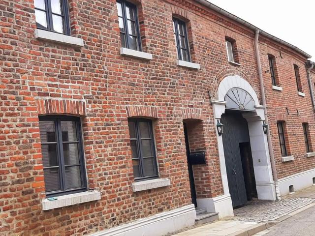 Provisionsfrei! Geräumiges, saniertes 10 Zi. BauernhausResthof