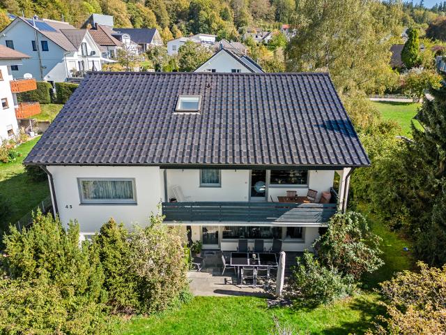 PROVISIONSFREI Großzügiges 1 2 Familienhaus mit Charme und Privatsphäre Top Lage!