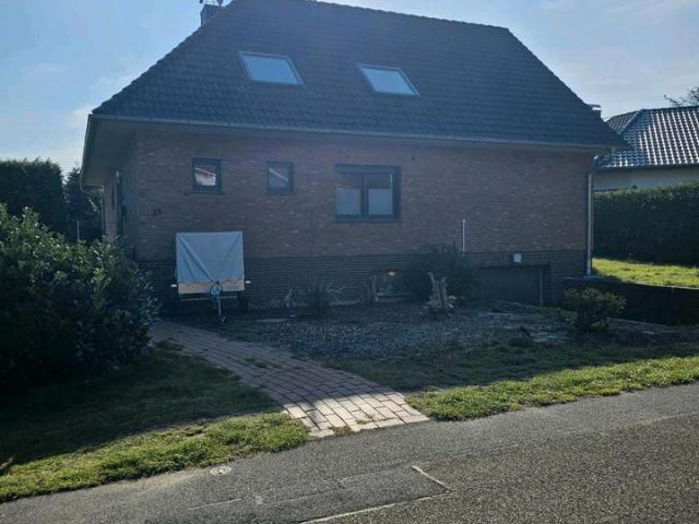 ! Provisionsfrei! Kernsaniertes Haus in Bremen FargeRekum