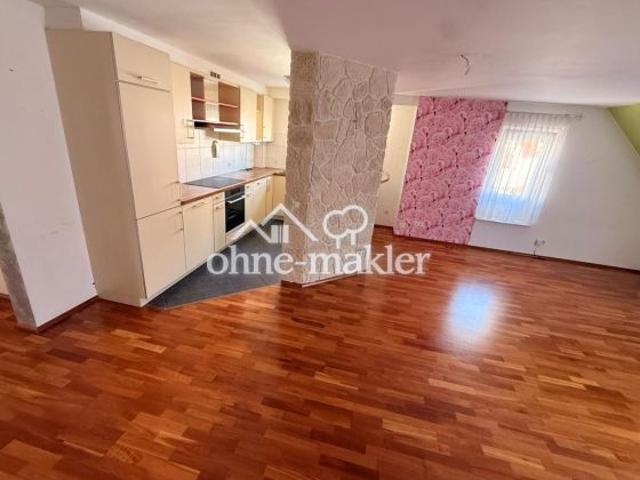 Provisionsfrei: Maisonette mit Hausgefühl, Südbalkon und 2 Tageslichtbädern inkl einem TG Stellplatz